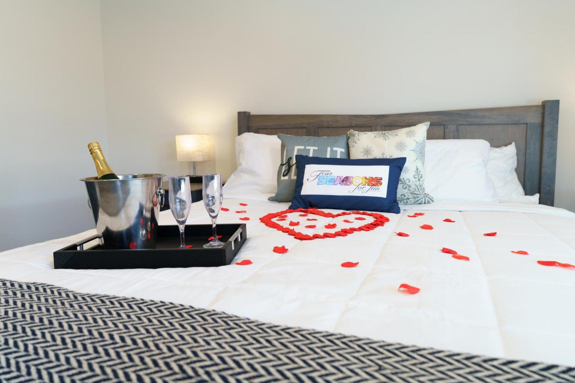 Four Seasons For Fun Bed & Breakfast Lakeville Ngoại thất bức ảnh
